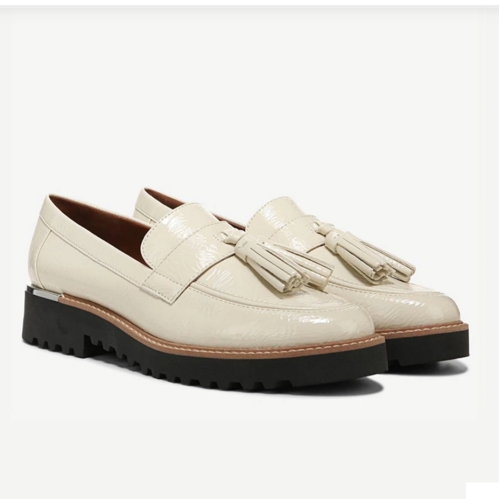 EUC*Carolynn Tassel Loafers, Putty faux patent, size 7
